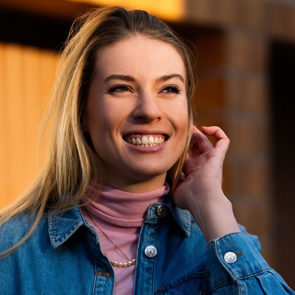 Als gelernte Journalistin beschäftigt sie sich faktenbasiert mit der Generation Z: Ronja Ebeling, Inhaberin und Gründerin von „Team of Tomorrow“ 