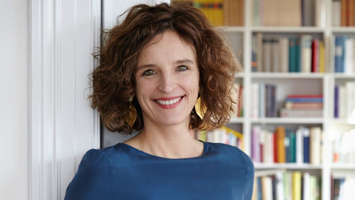 Dr. Katarzyna Mol-Wolf