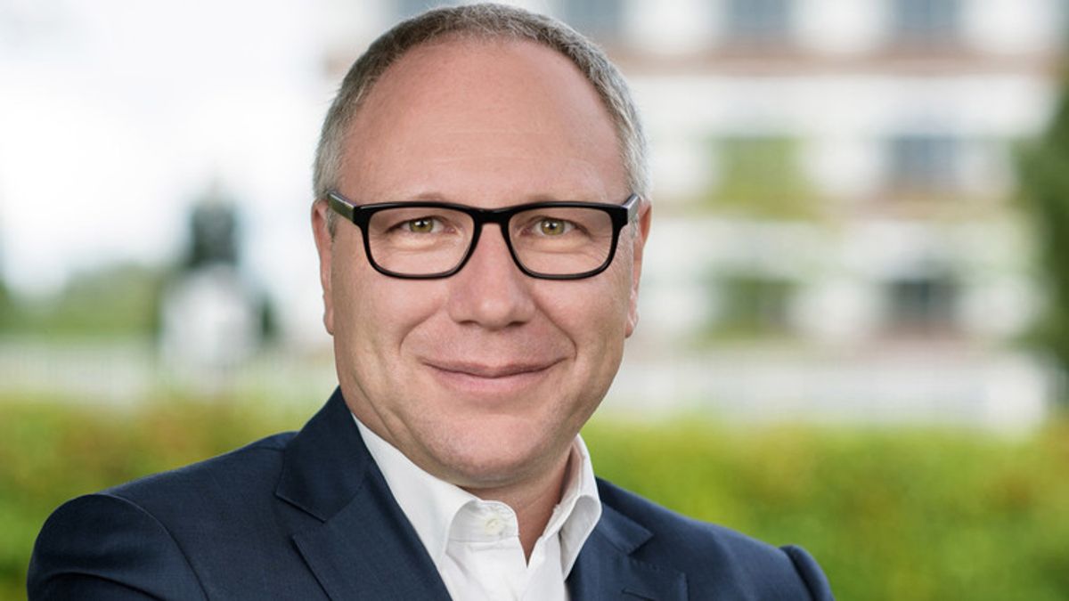 Alexander Vollert