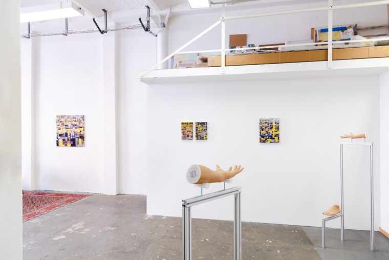 OFFICE IMPART unterhält einen physischen Galerieraum in Berlin. - Luke Marshall Johnson