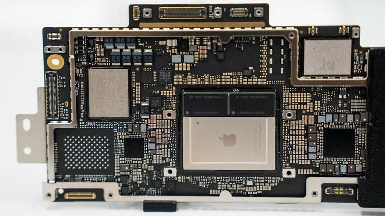 Eigene Modems und Prozessoren könnten Apple einen entscheidenden Wettbewerbsvorteil bringen. - (Foto: Apple)
