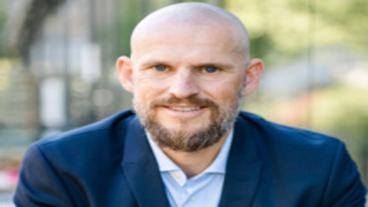 Frank Rechsteiner ist Inhaber der Hype Group, die auf Executive-Recruiting für IT-Unternehmen spezialisiert ist.