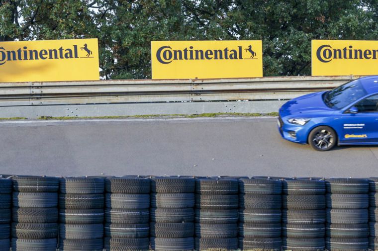 Das Unternehmen ringt um die Zukunft der Automotive-Sparte. - Foto: Bloomberg