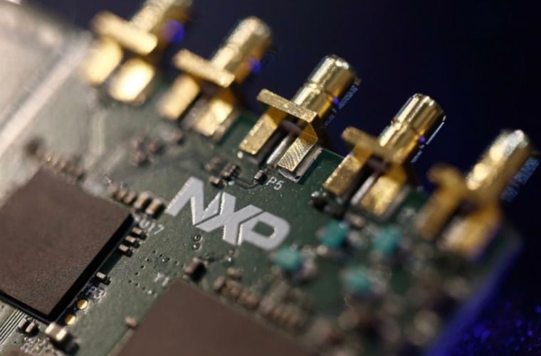 Chips von NXP: Konzernchef Kurt Sievers glaubt, dass die schlimmste Phase vorbei ist. - Foto: Bloomberg