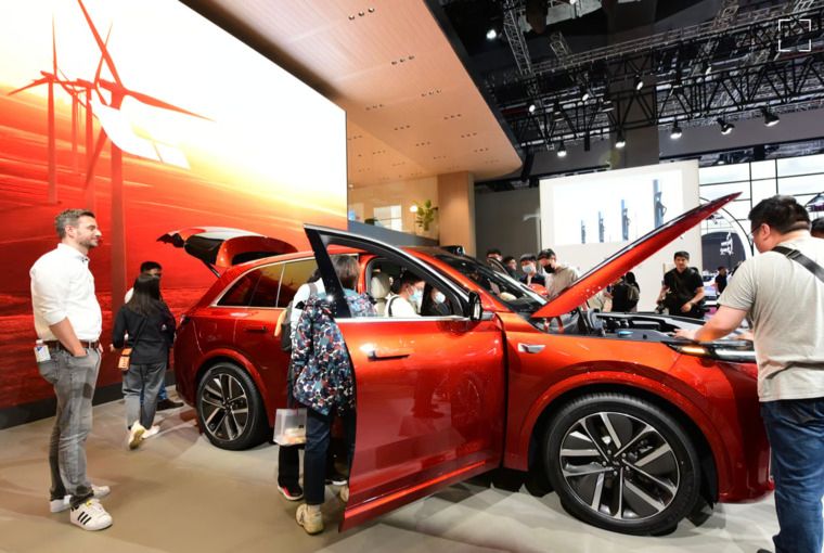 Li Auto L9 auf der Automesse in Shanghai: Der Newcomer hat zuletzt mehr Premium-SUVs verkauft als BMW - Foto: NurPhoto/Getty Images