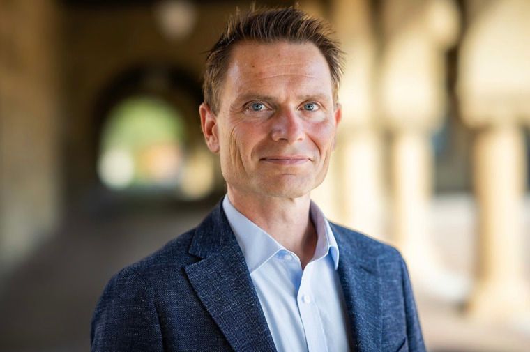 Niemand hat zum Homeoffice mehr geforscht als der Stanford-Professor Nicholas Bloom. - Foto: University Stanford