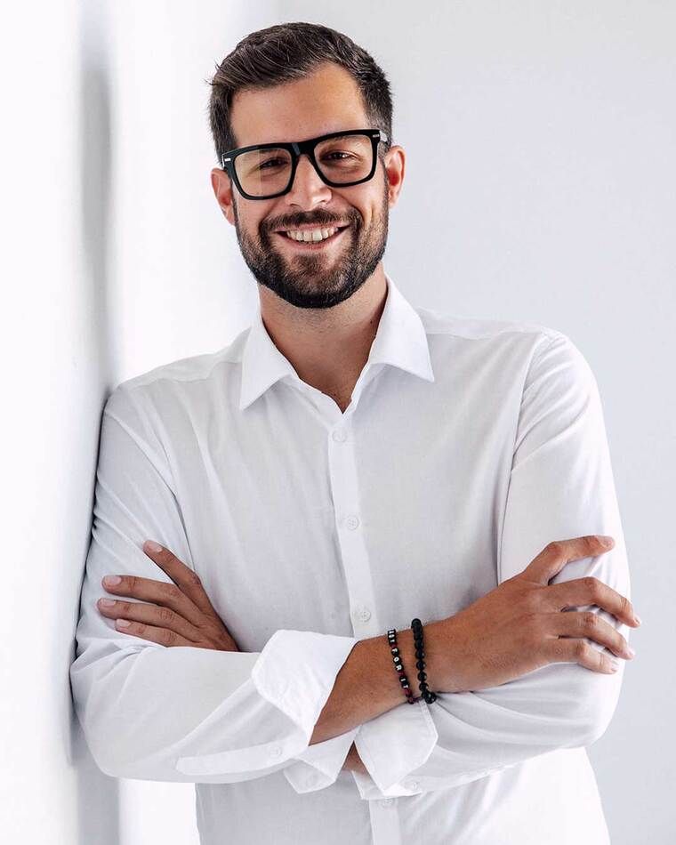 Augenoptikermeister und Kontaktlinsenoptiker Christoph Pichler