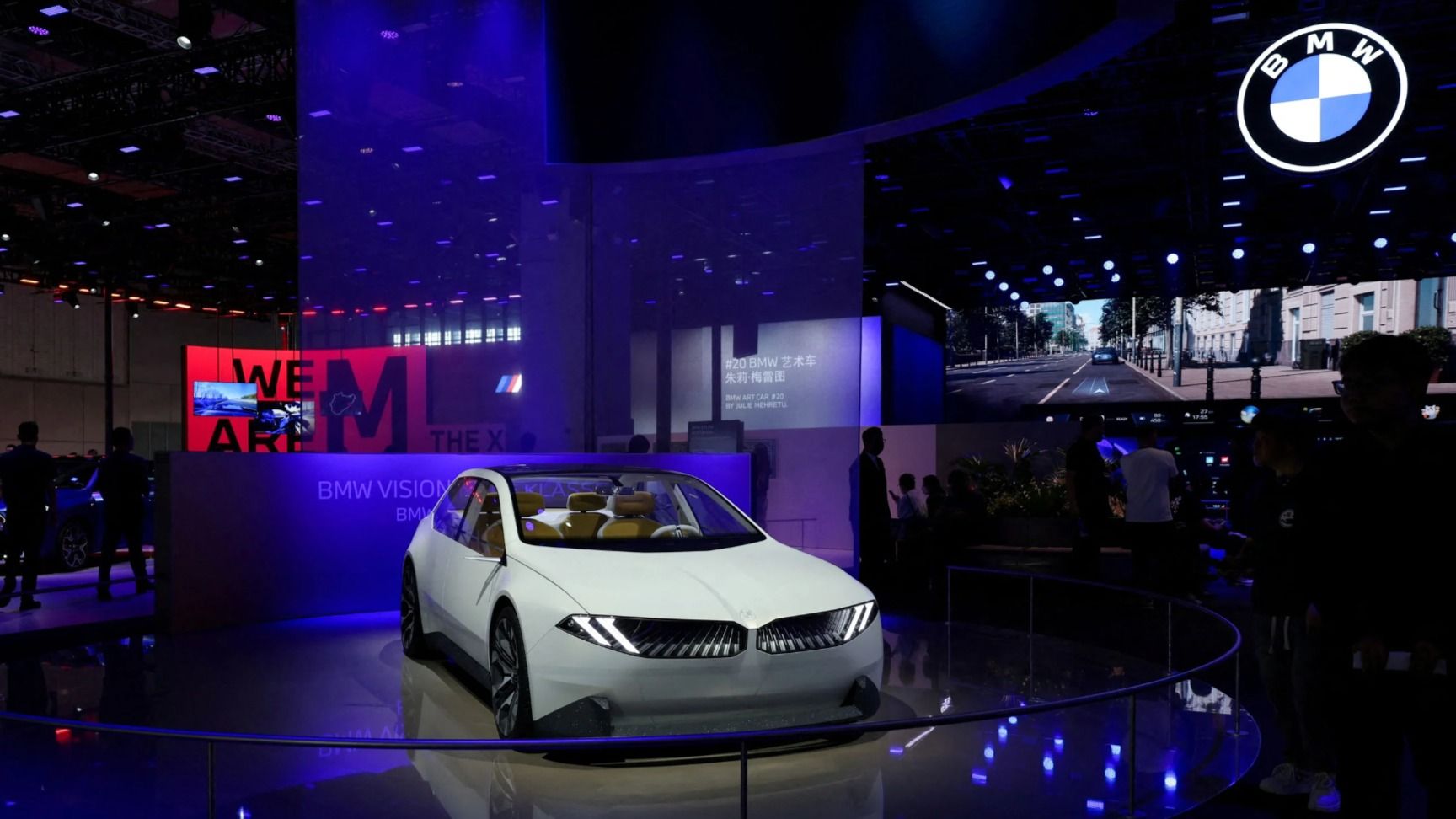 Lichtblick: Die „Neue Klasse“ von BMW bei der Automesse in Shanghai im April Foto: REUTERS